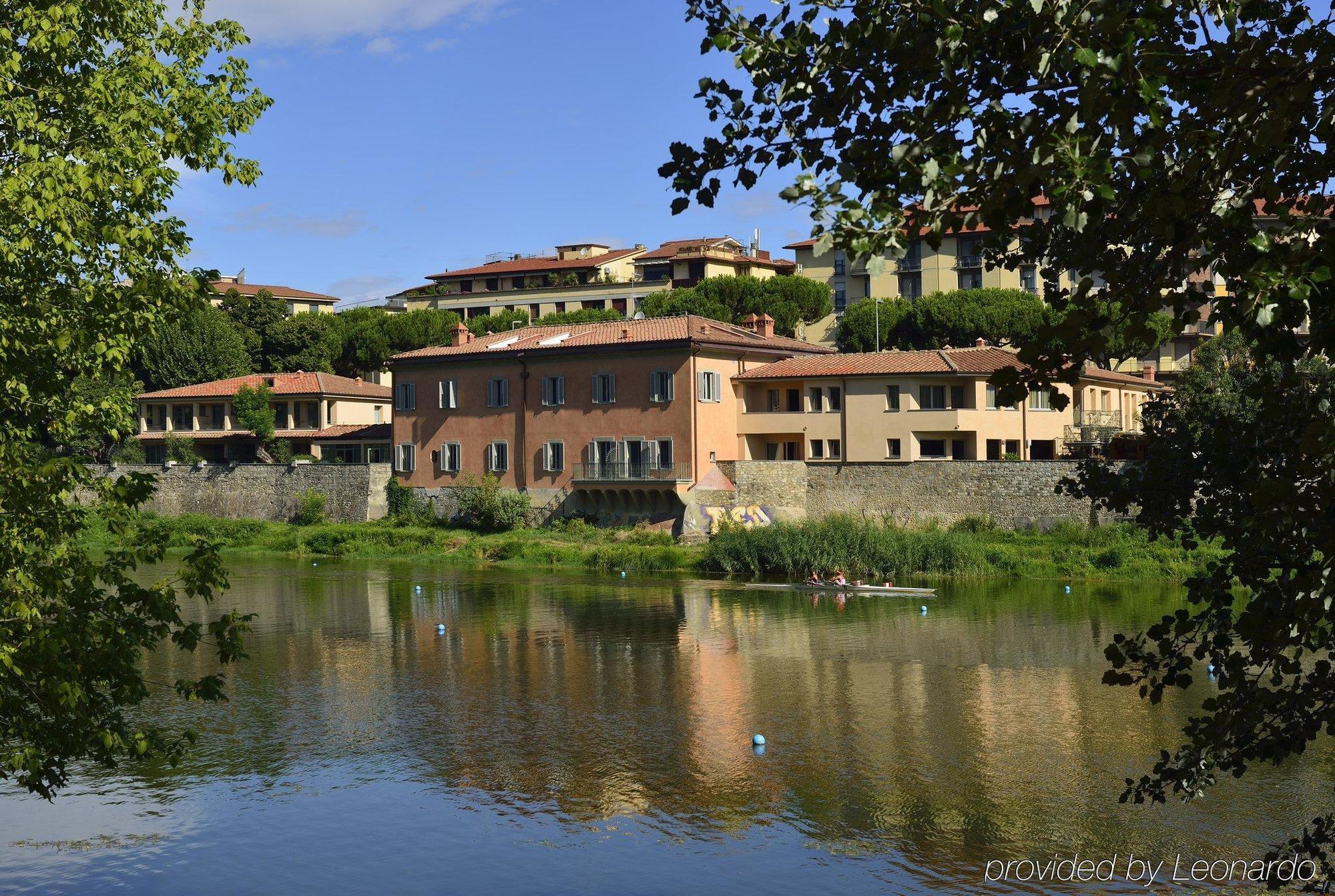 Ville Sull'Arno Firenze Kültér fotó The Ardre river