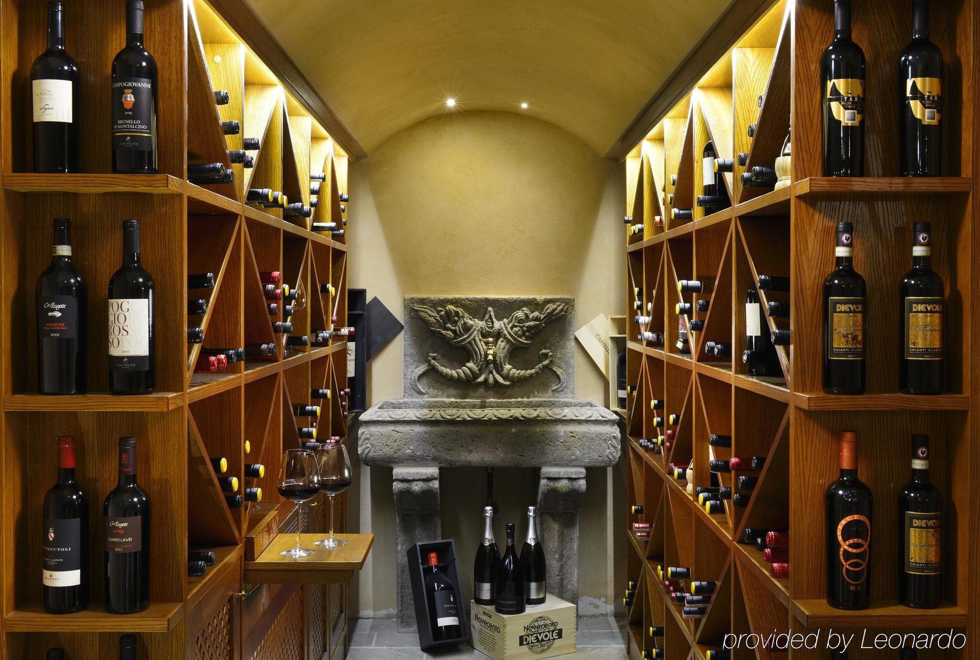 Ville Sull'Arno Firenze Kültér fotó Wine cellar