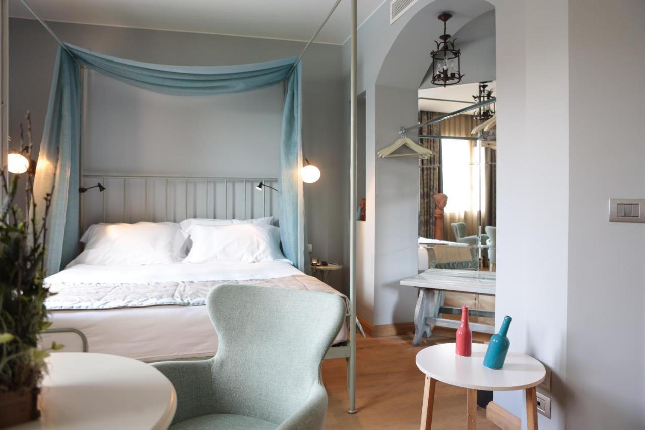 Ville Sull'Arno Firenze Szoba fotó A room at the hotel